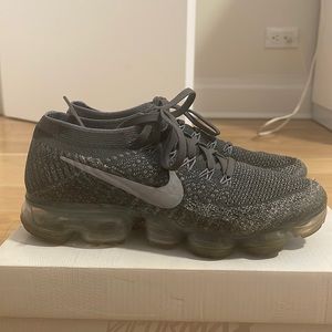 Nike Vapor Max Sneakers. Womens size 7.5. Good condition